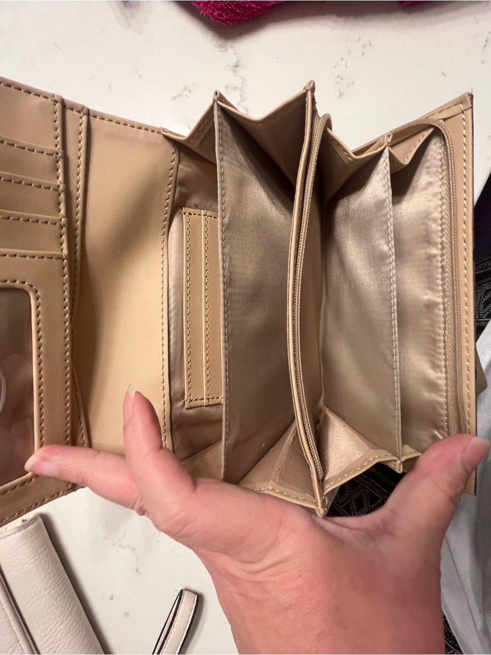 Two Cute Wallets - Picture 4 of 7